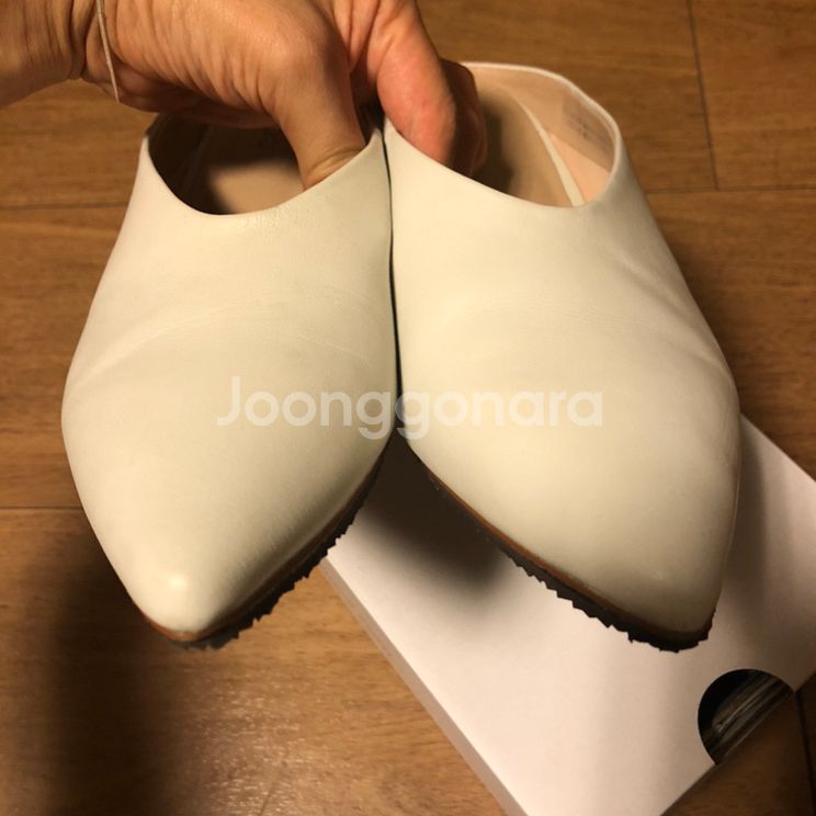 알도 화이트 뮬 240-245--1