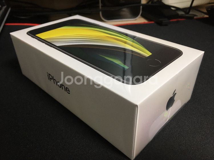 아이폰se2 128gb 블랙 미개봉 팝니다.--1