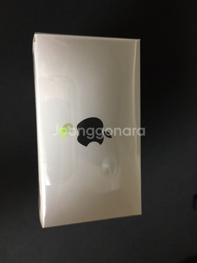 아이폰se2 128gb 블랙 미개봉 팝니다.--2