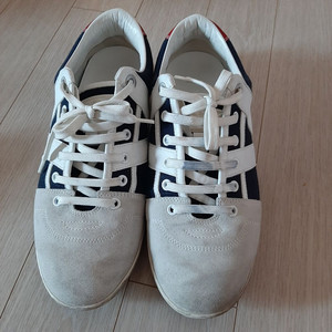 루이비통신발판매합니다