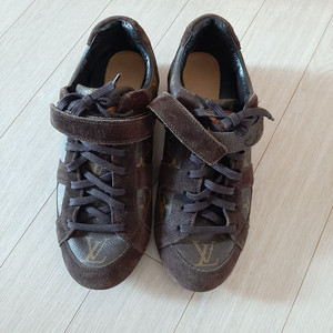 루이비통신발판매(정품)