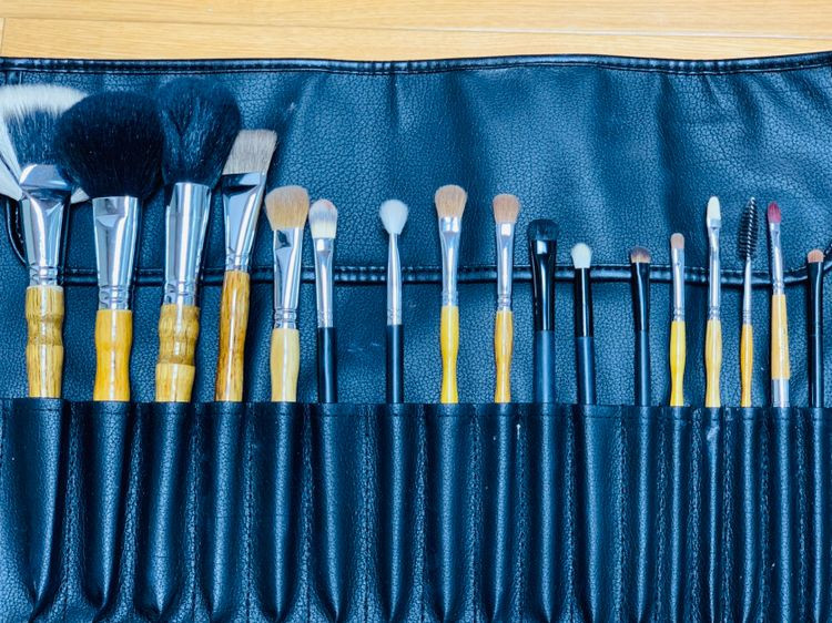 국가시험 메이크업 실기 아이 립 팔레트 마네킹 수염 이미지