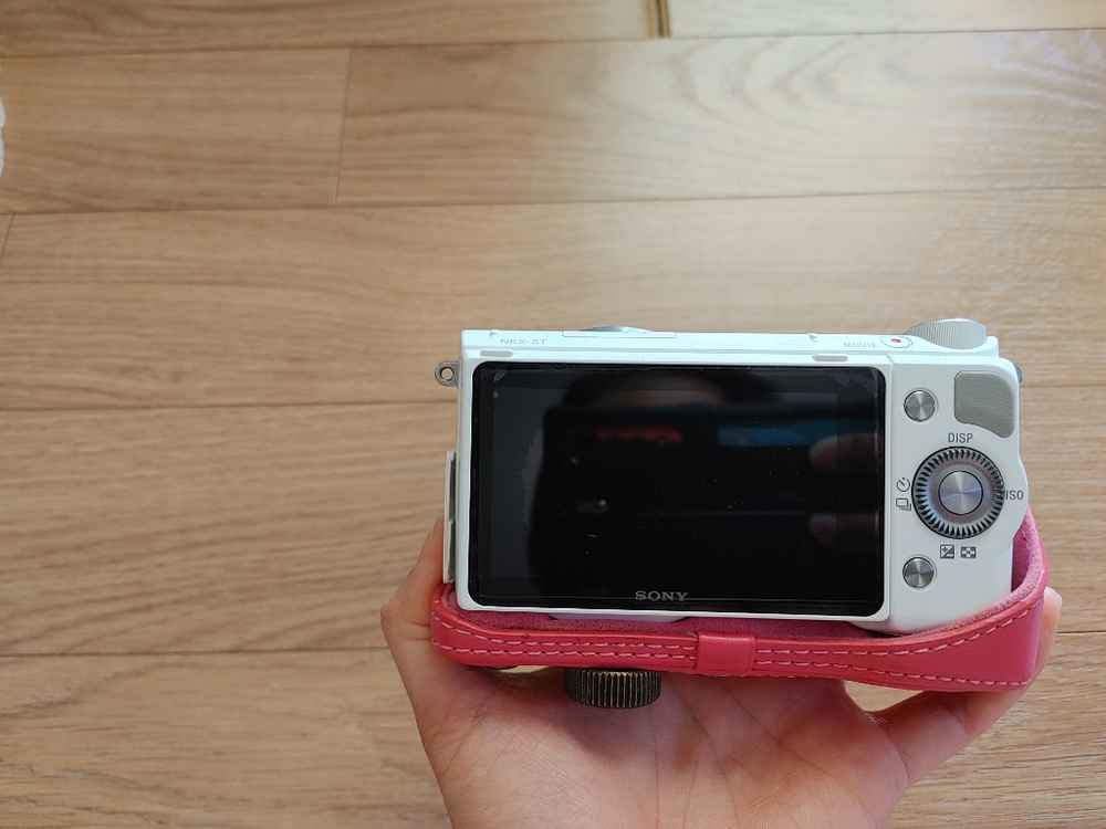 소니 알파 nex-5t 바디 + selp16-50mm--4