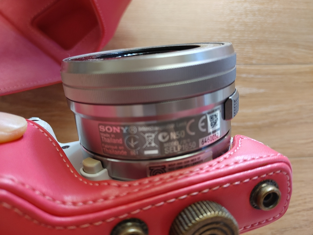 소니 알파 nex-5t 바디 + selp16-50mm--7