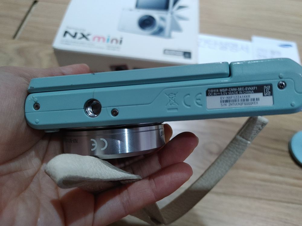 삼성 NX mini + 9mm 렌즈 셋트 민트색--6