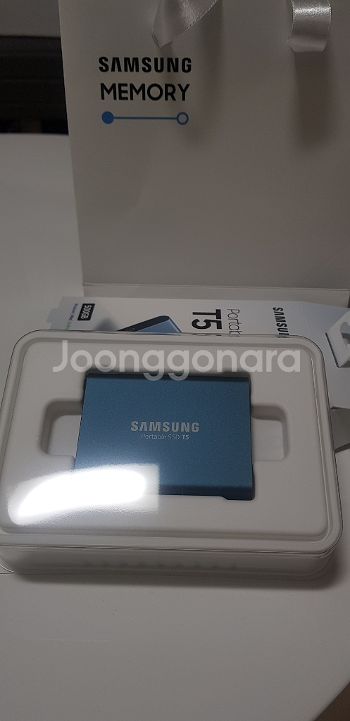 삼성 포터블 SSD 5T 500GB(새제품)--1