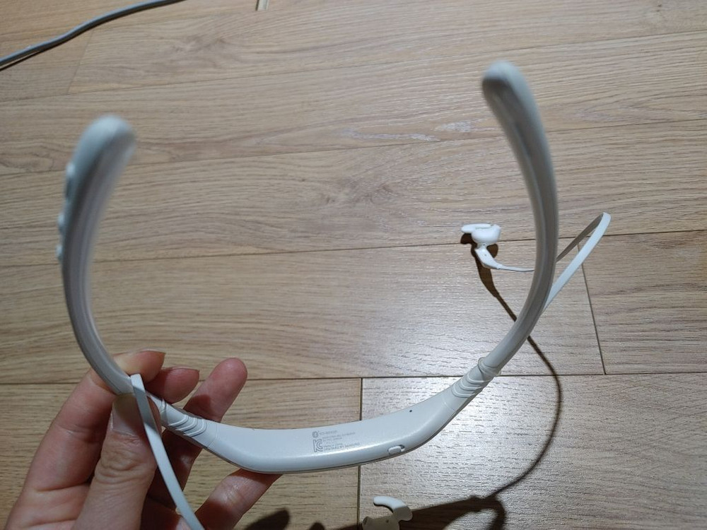 삼성정품 레벨유 블루투스 이어폰--6