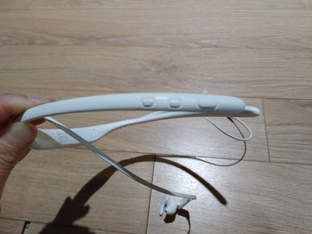 삼성정품 레벨유 블루투스 이어폰--7