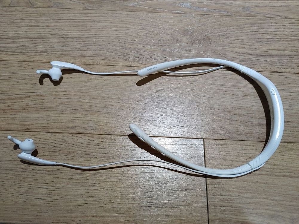 삼성정품 레벨유 블루투스 이어폰--9