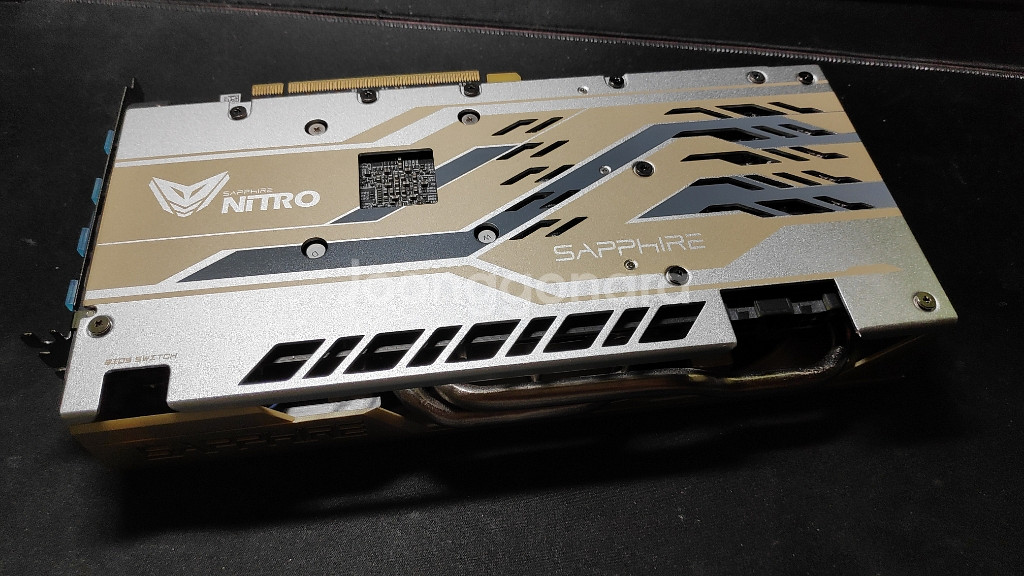 SAPPHIRE Nitro+ RX590 50th 에디션--1