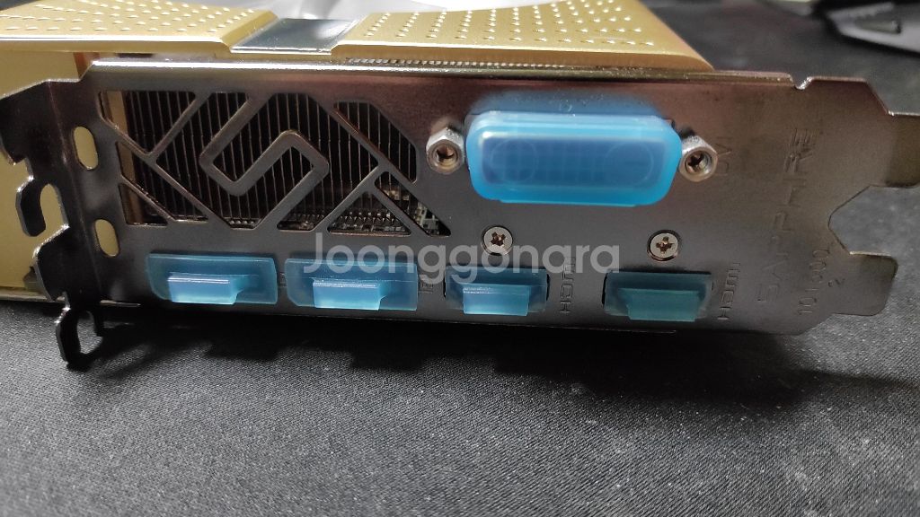 SAPPHIRE Nitro+ RX590 50th 에디션--3