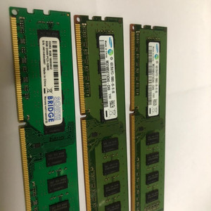 ddr3램 4g 2개 8g 1개