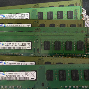 DDR3 2GB, 4GB 램 팝니다.