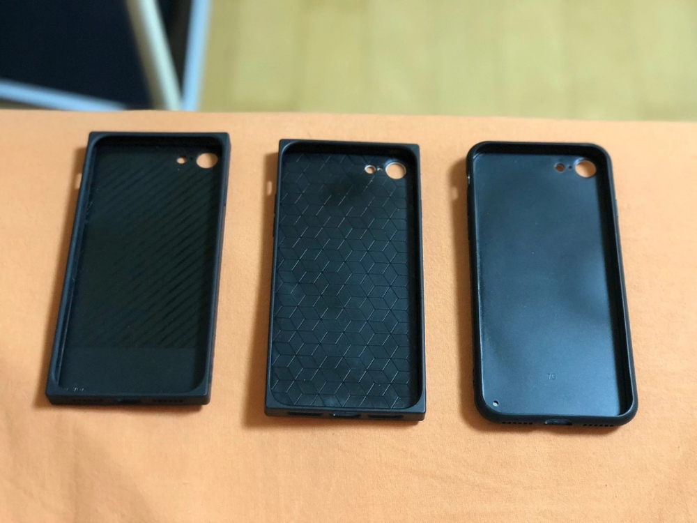 아이폰8 64g 실버색상 판매 합니다.--6