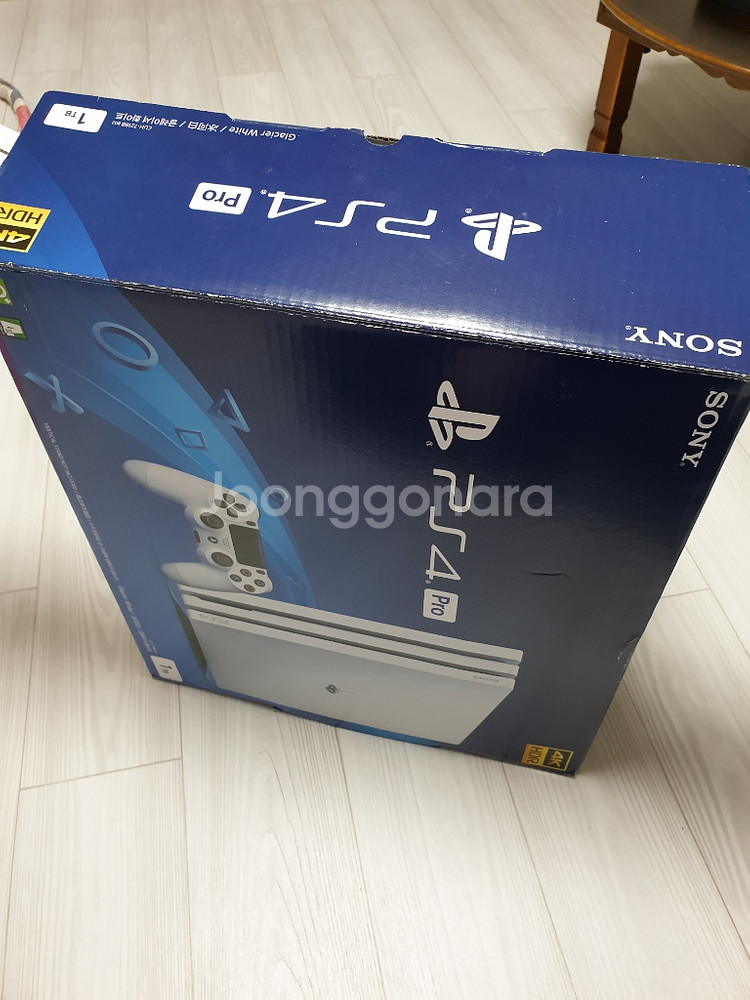 플스4 pro 1TB 풀박 + 듀얼쇼크 추가--0