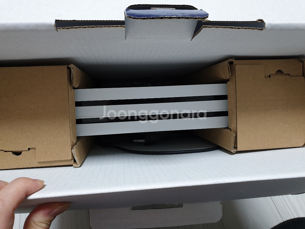 플스4 pro 1TB 풀박 + 듀얼쇼크 추가--4