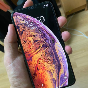 아이폰XS MAX64 골드 팝니다