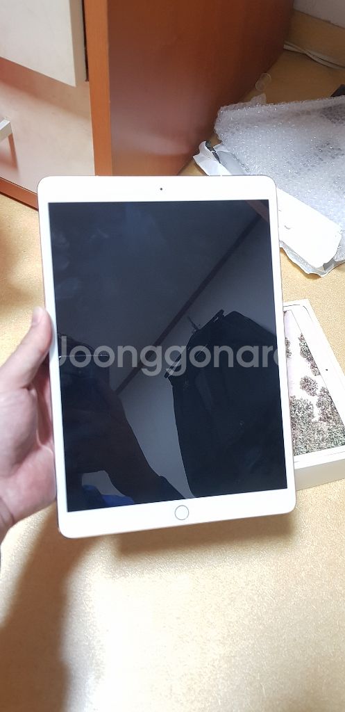 아이패드 프로 2세대 10.5 셀룰러 256G--0