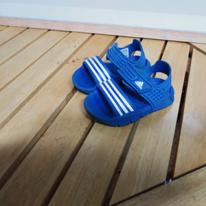 아이다스 아동 샌달 120