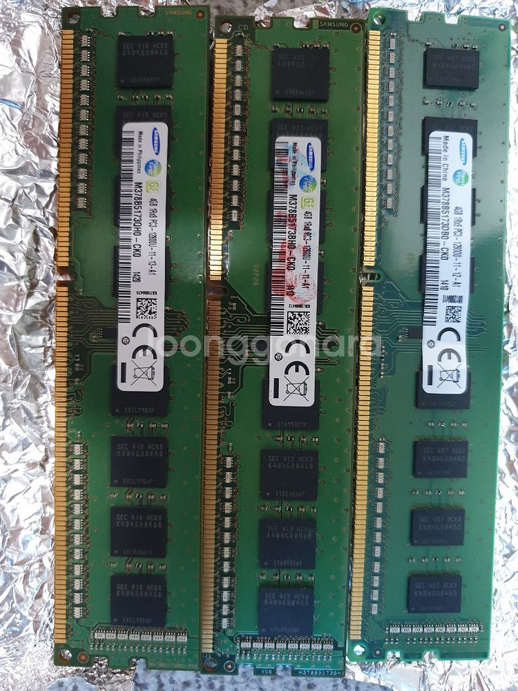 ddr3 4g램 12800u 3개 3만원--0