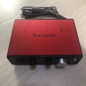 Focusrite scarlett Solo 1세대