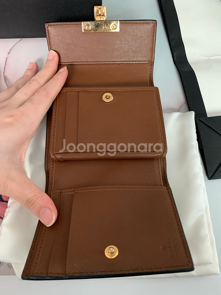 정품} 구찌 GG수프림 패들락 반지갑--5
