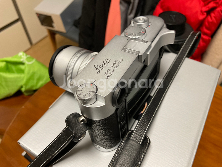 라이카M10-p 팝니다 악세사리 등등 내용--2