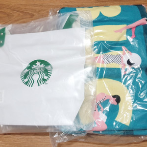 스타벅스 비치타올 팝니다.
