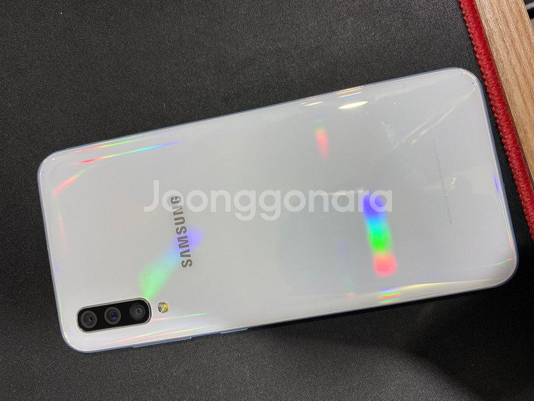 갤럭시A50 화이트 단품판매합니다!--1