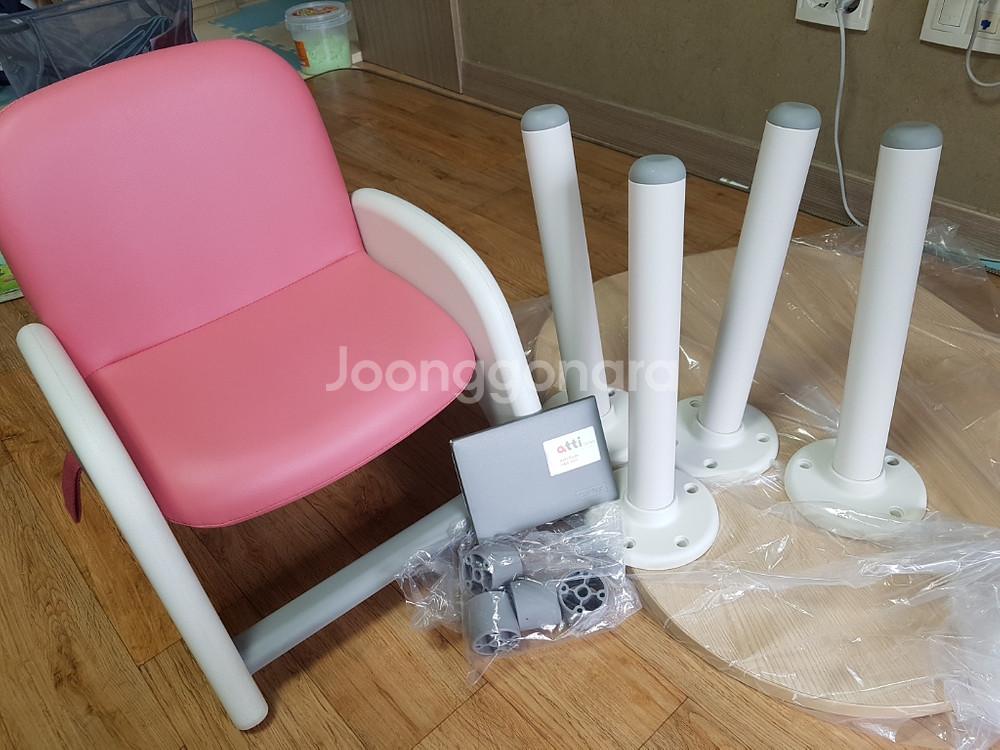 시디즈 아띠 유아책상의자 세트 판매합니다^^--3
