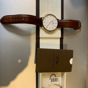 다니엘웰링턴 남자시계 (40mm)