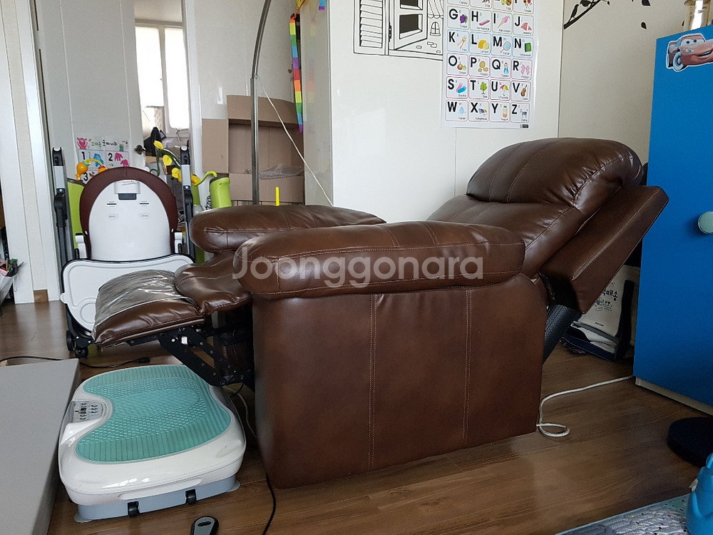 새제품급)수유쇼파/무릎재활/스탠딩 전동1인리클라이너쇼파--4