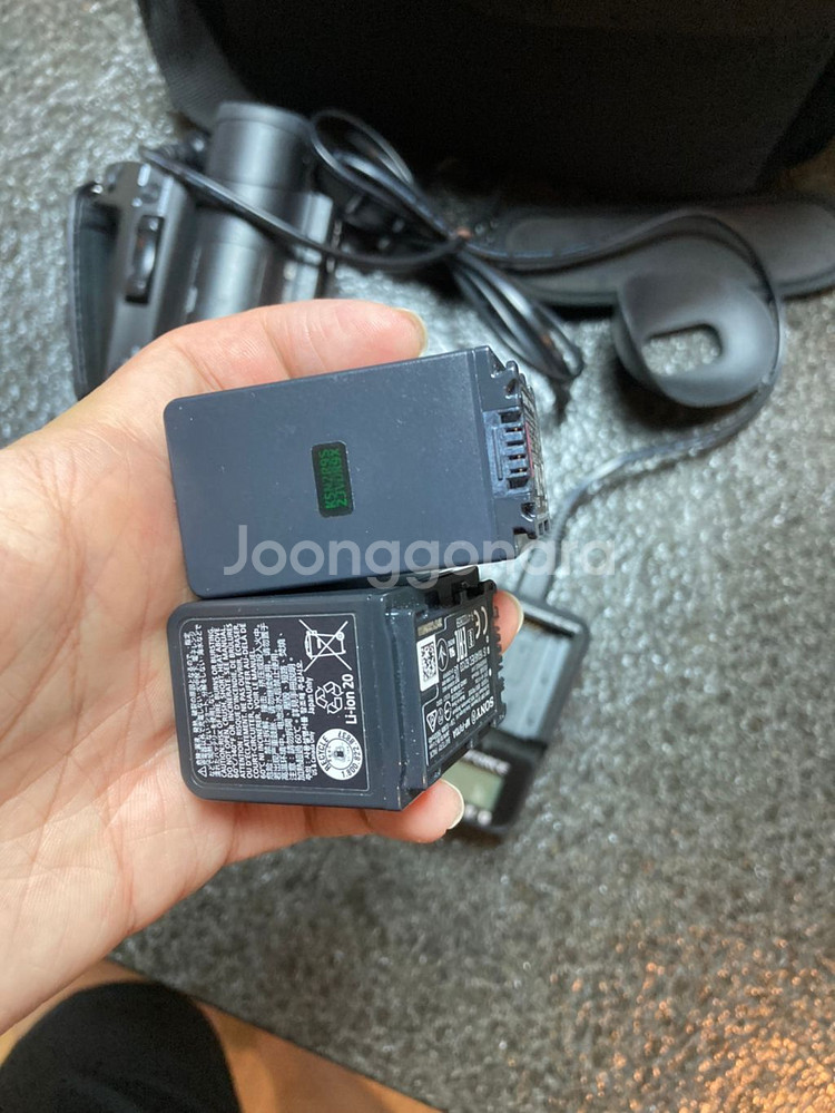 소니 fdr-ax700--2