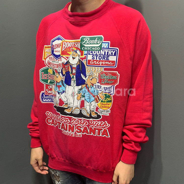 올드스쿨 캡틴 산타 맨투맨--1