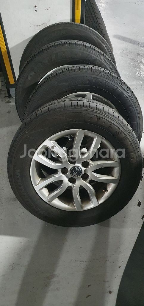 k7 16인치 휠타이어 판매합니다--0