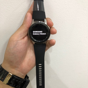 갤럭시워치46mm 블랙 A급 팝니다