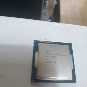 인텔 XEON e3-1230 v3 3.3GHz 쿼드코어