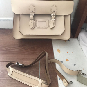 leather’s satchel bag