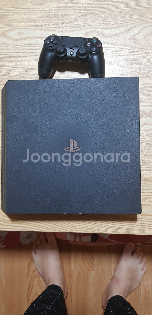 ps4 프로 팝니다--0