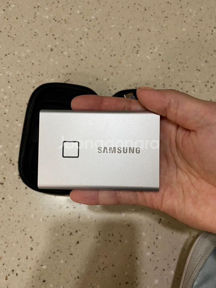 (최신)삼성 포터블 외장 SSD T7 touch 1TB--0