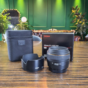 시그마 30mm f1.4 DC hsm 캐논마운트