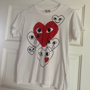 꼼데가르송 티셔츠