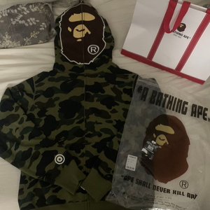 (새상품,풀구성)베이프 1st camo 후드집업