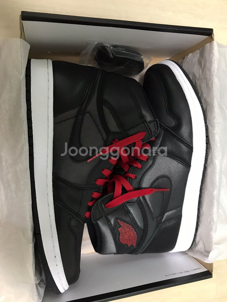 나이키 에어조던1 레트로 하이 OG(270)판매합니다--1