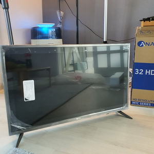 일주일도 안된 미사용 32인치 led tv 팝니다