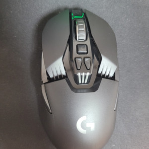 사용한지 2일된 g903 3366센서 버전 팝니다