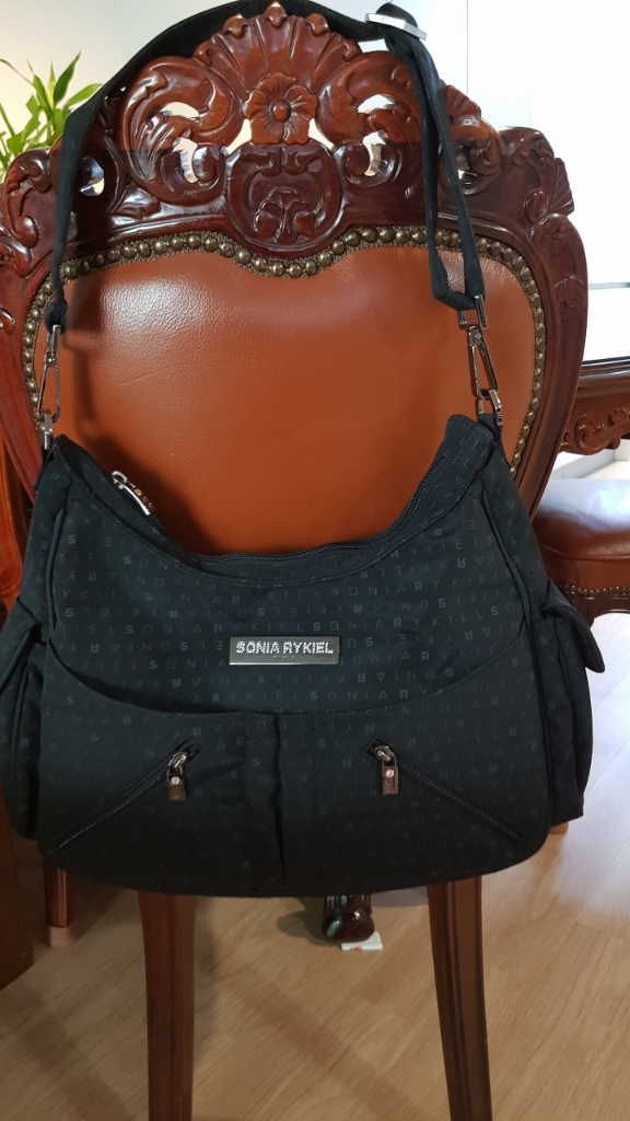 정품 새상품.쏘니아리켈 숄더백.--2