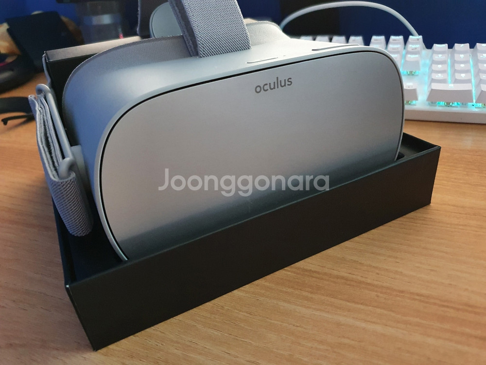 오큘러스 고 32g 거의 새것 판매--1