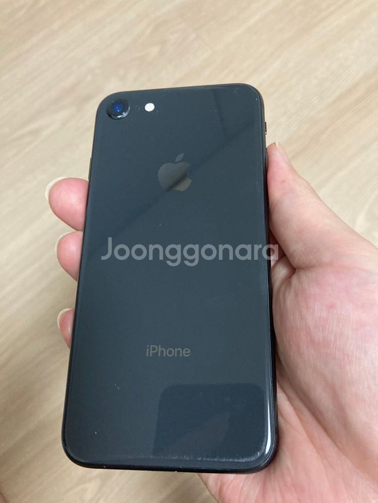 부산) 아이폰 8 블랙 64gb 풀박 팝니다--3