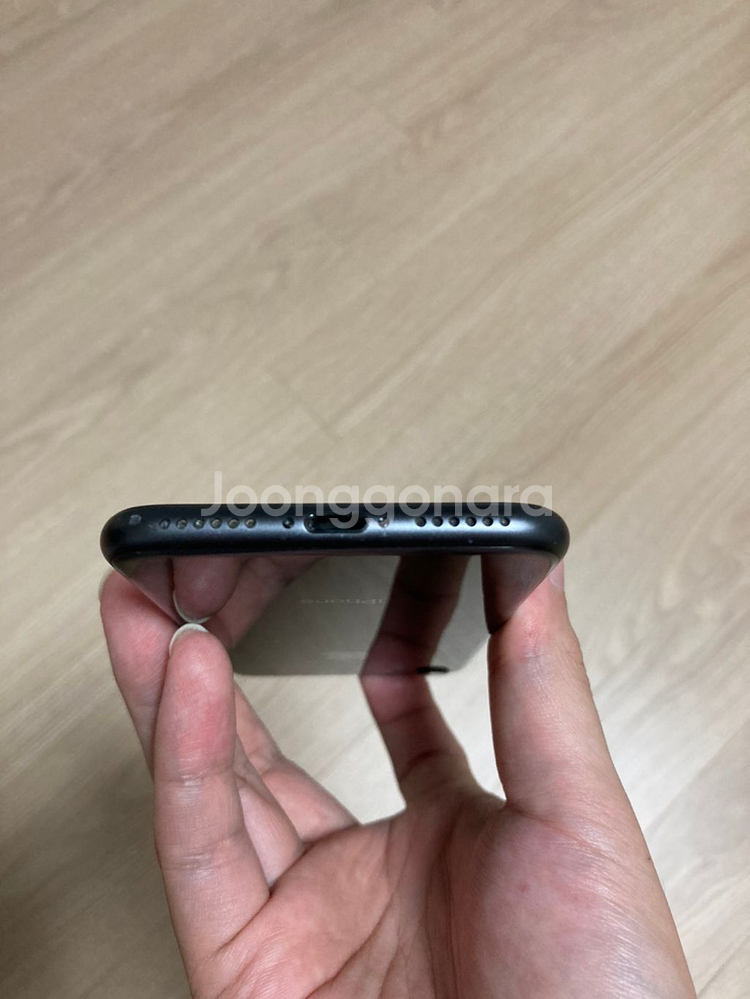 부산) 아이폰 8 블랙 64gb 풀박 팝니다--7